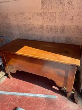 coffre ancien en bois