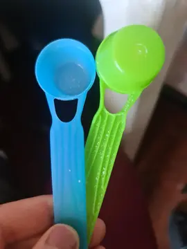 cuillère diseuse