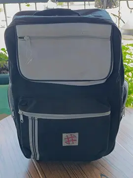 sac à dos, noir et gris, à roulettes