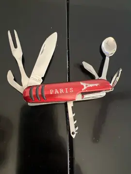 couteau type suisse