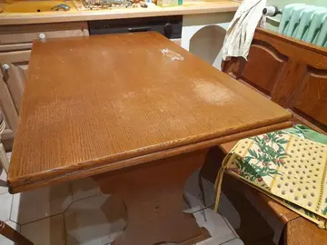 Table en bois à rallonges