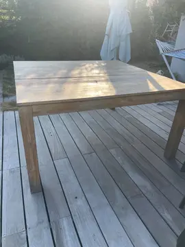 table carré bois teck à rénover