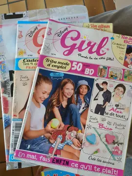 3 magazines Disney girl
