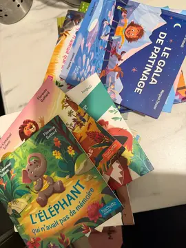 lot de 28 livres enfants