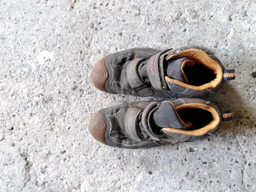 chaussures de randonnée Geox 38