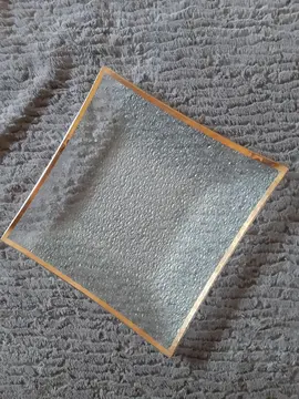 1 assiette carrée en verre