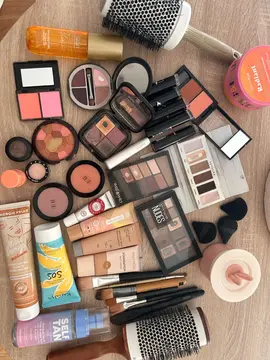 lot maquillage creme