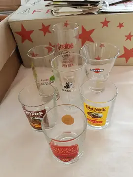 lot de verres dépareillés