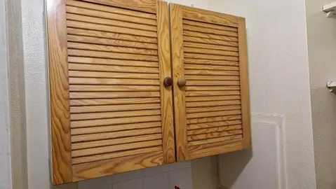meubles salle de bain et étagère