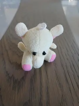 toute petite peluche éléphant