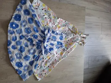 robes et t-shirt