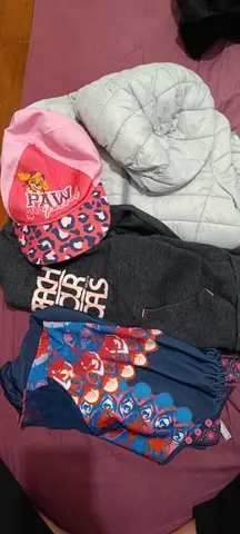 habits fille 8ans et un haut taille 50