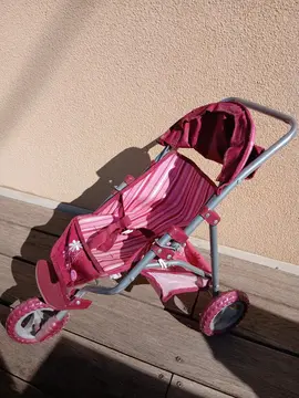 Poussette poupée