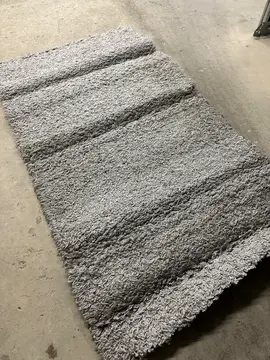 tapis shaggy gris souris