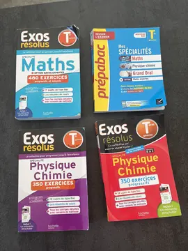 CLASSE DE TERMINALE - MATHS - PHYSIQUE CHIMIE