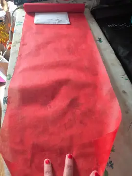 Demi rouleau de chemin de table Rouge
