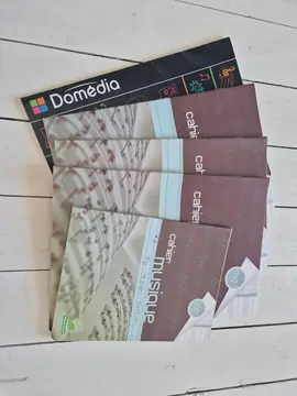 Lot de 5 cahiers de musique