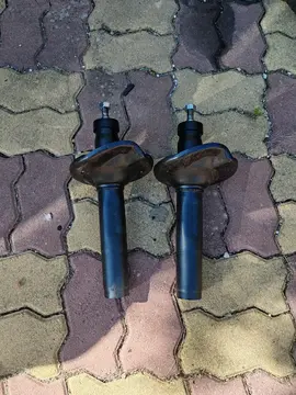 amortisseur avant Peugeot 205