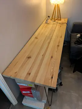planche de bois pour bureau