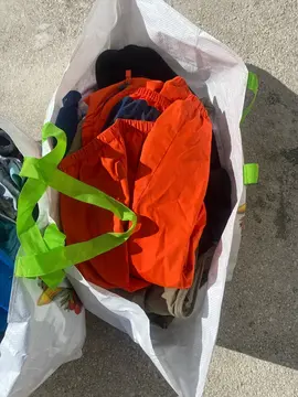 vêtements divers garçon 8ans
