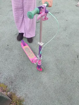 Trottinette pour enfants.