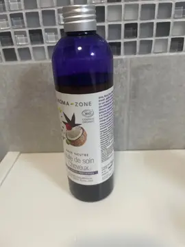 huile de soins cheveux Aroma Zone