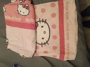 housse de couette et taie d'oreiller hello Kitty