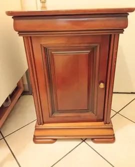 Table de chevet en bois massif