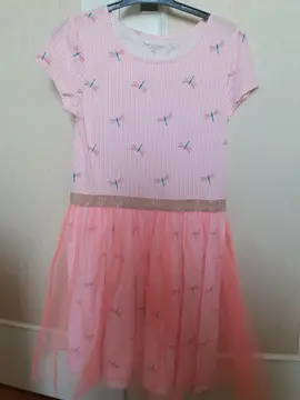 jolie robe "libellules" taille 10 ans