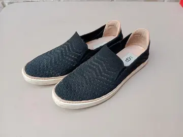Chaussures UGG taille 39