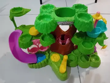 arbre Hatchimals