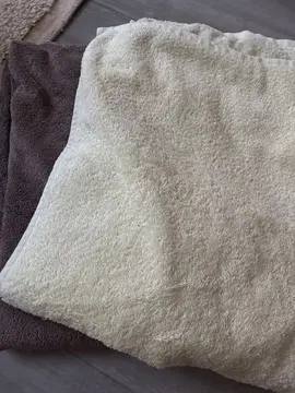 Lot de 2 serviettes de bain