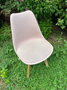 chaise rose pale