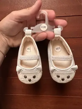 chaussure bébé fille neuve