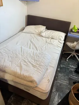 Lit en parfait état à donner
