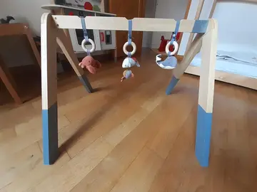 Portique / arche d'éveil bébé