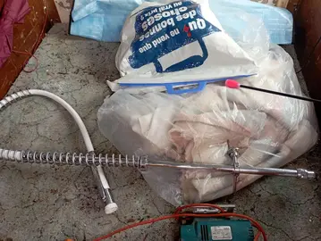 robinet à douchette pour évier d'atelier