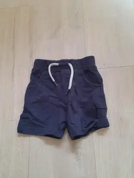 short 3 mois