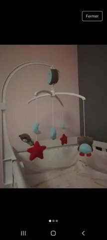 Mobile lit bébé