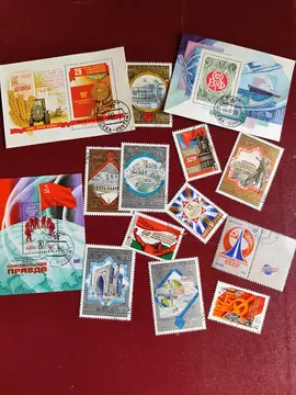 Joli lot unique timbres Cccp