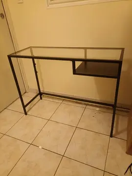 petite table en verre