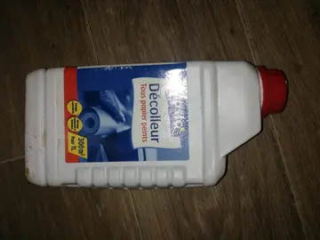 Produit décolleur