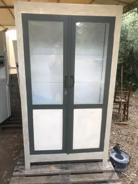 armoire vitrée
