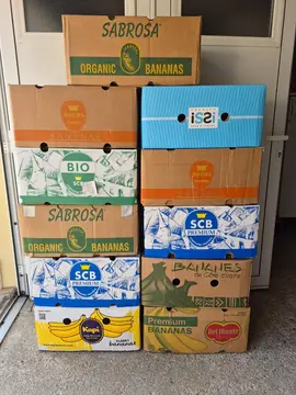 cartons de bananes
