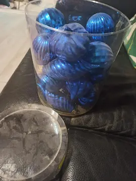 boules de Noël bleues