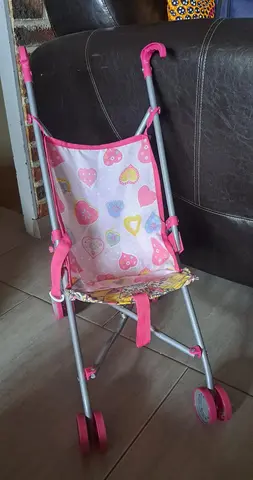 poussette pour poupee