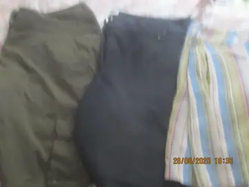 4 shorts 38/40