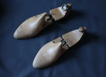 Embauchoirs pied droit taille 41-43