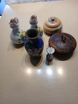 bibelots