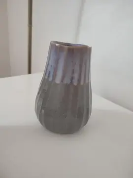 vase gris